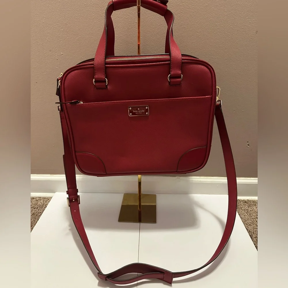 Kate Spade EUC Red Saffiano Leather Bon Voyage Suitcase Topper Travel Bag